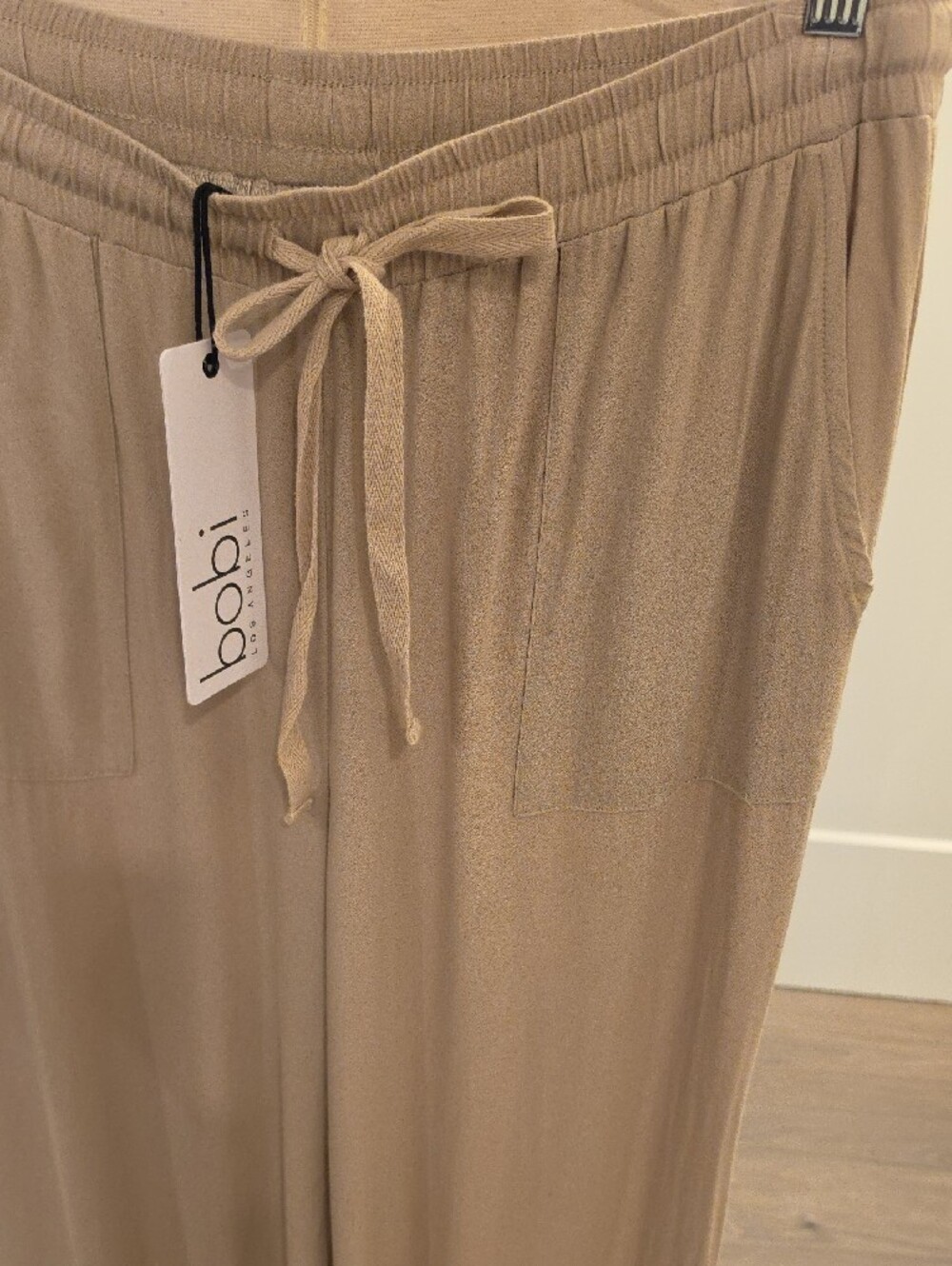 Bobi LA women’s  rayon wide leg pants in tan with drawstring  size M NWTS - Picture 3 of 11